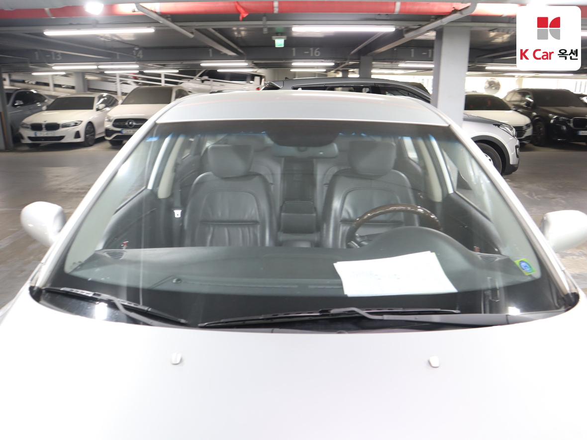 Hyundai Grandeur 2009 - Image 32
