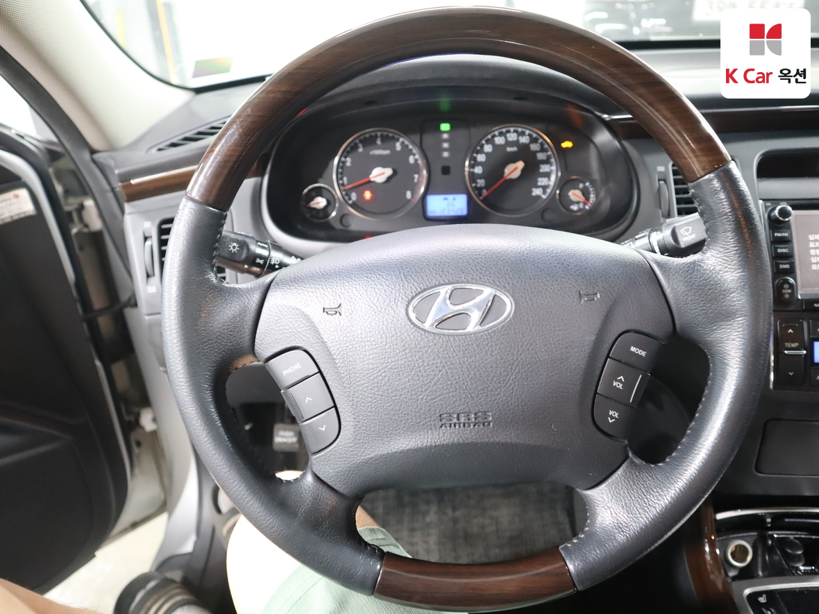 Hyundai Grandeur 2009 - Image 10