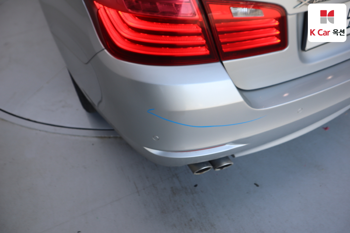 BMW 5 Series - 44