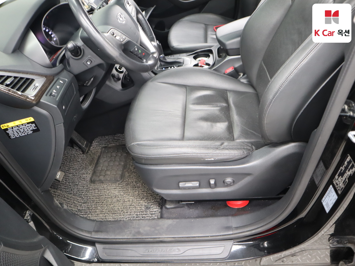 Hyundai SANTAFE - 18