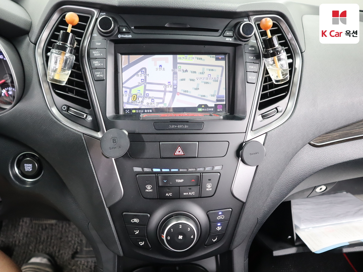 Hyundai SANTAFE - 6