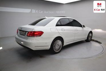 2014 - mercedes-benz e200