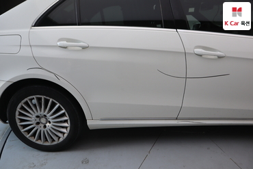 2014 - mercedes-benz e200