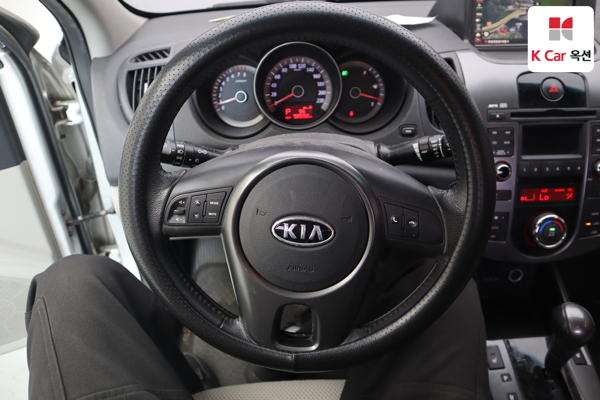 Kia Forte - 10