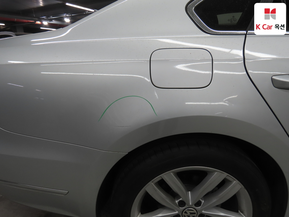 Volkswagen Passat - 42