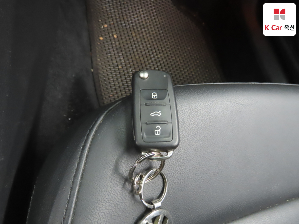 Volkswagen Passat - 17