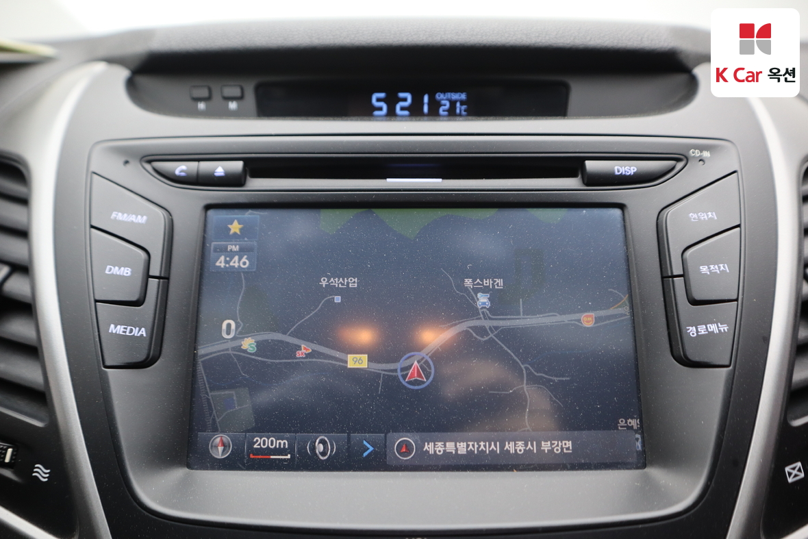 Hyundai Elantra - 13