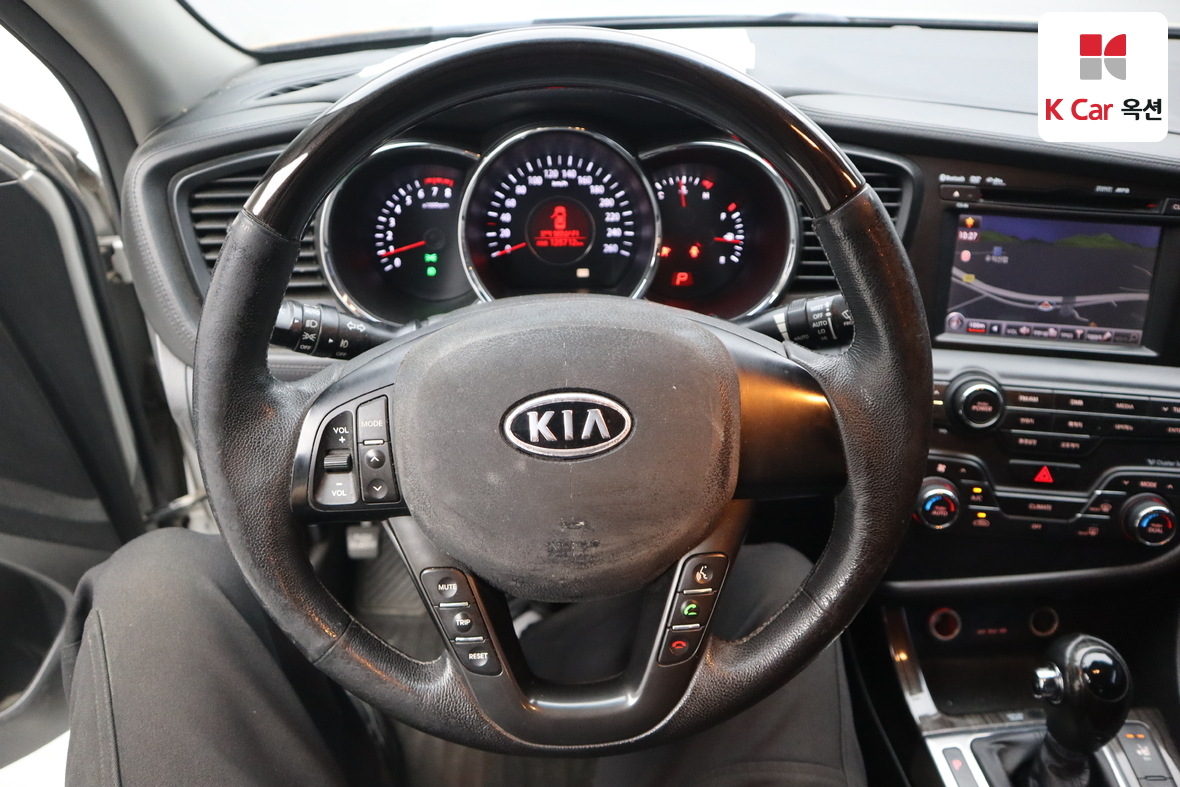 Kia K5 - 11