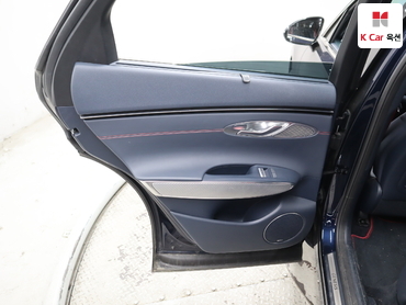 2023 - genesis gv70