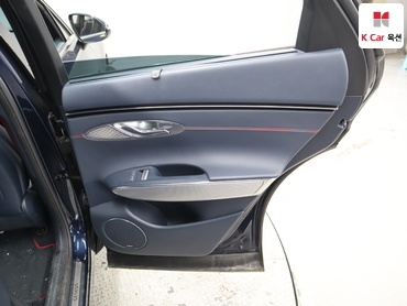 2023 - genesis gv70