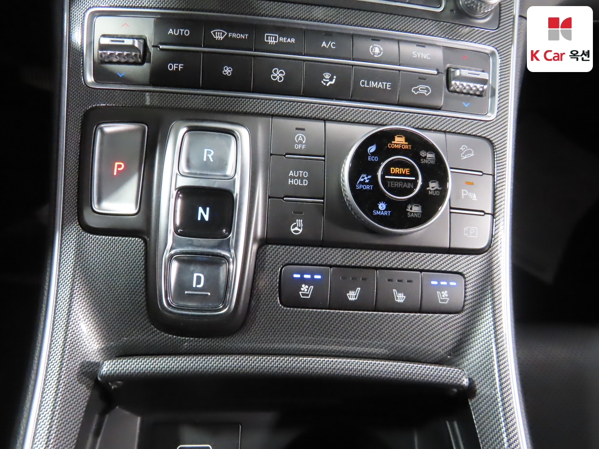 Hyundai SANTAFE - 16