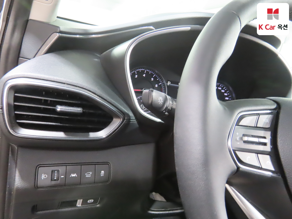 Hyundai SANTAFE - 9