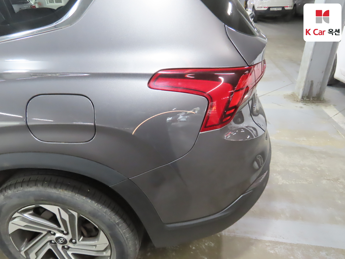 Hyundai SANTAFE - 37
