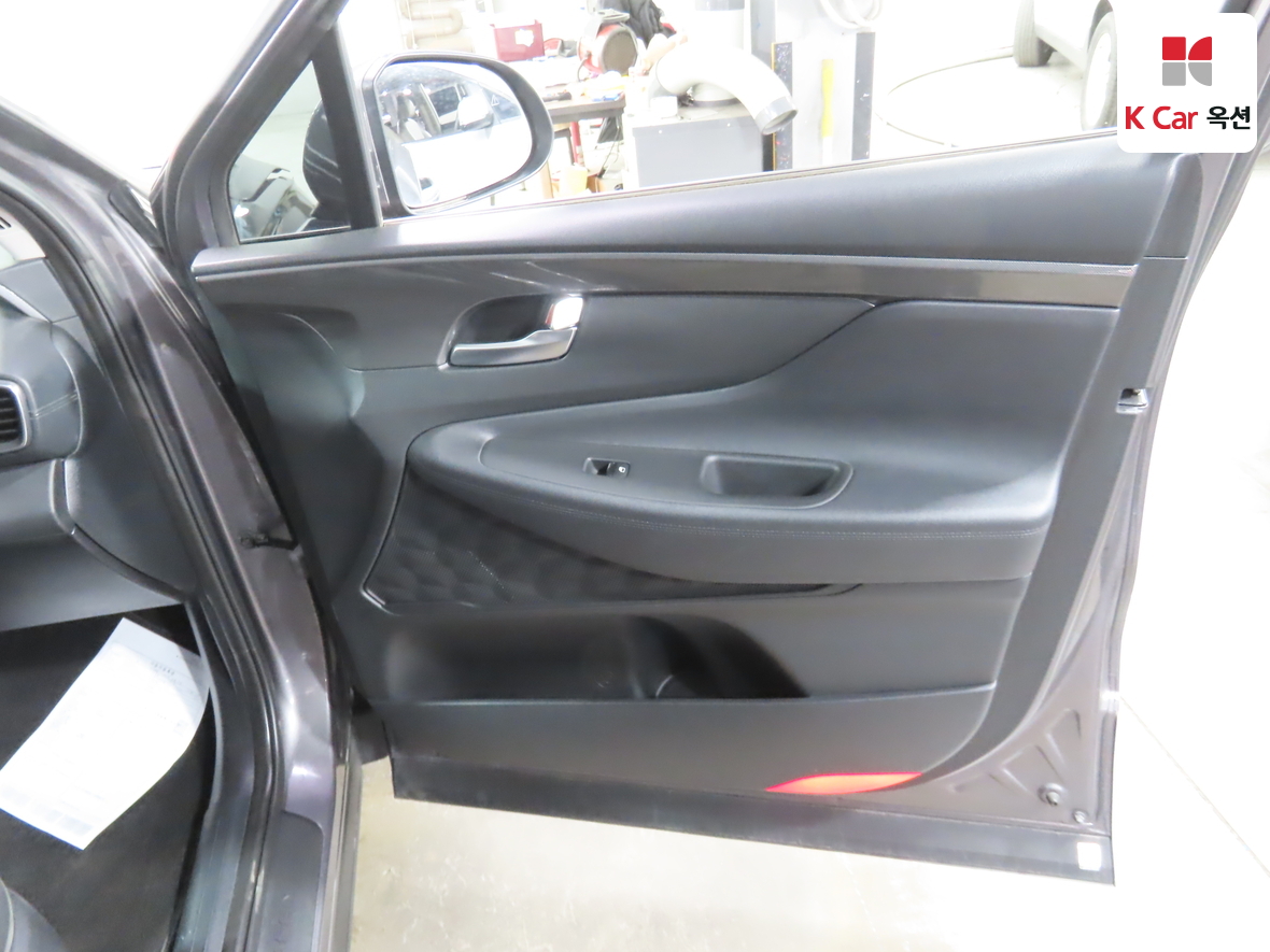 Hyundai SANTAFE - 30