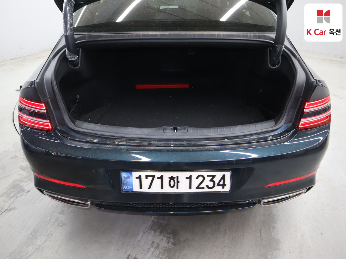 Genesis G80 - 26