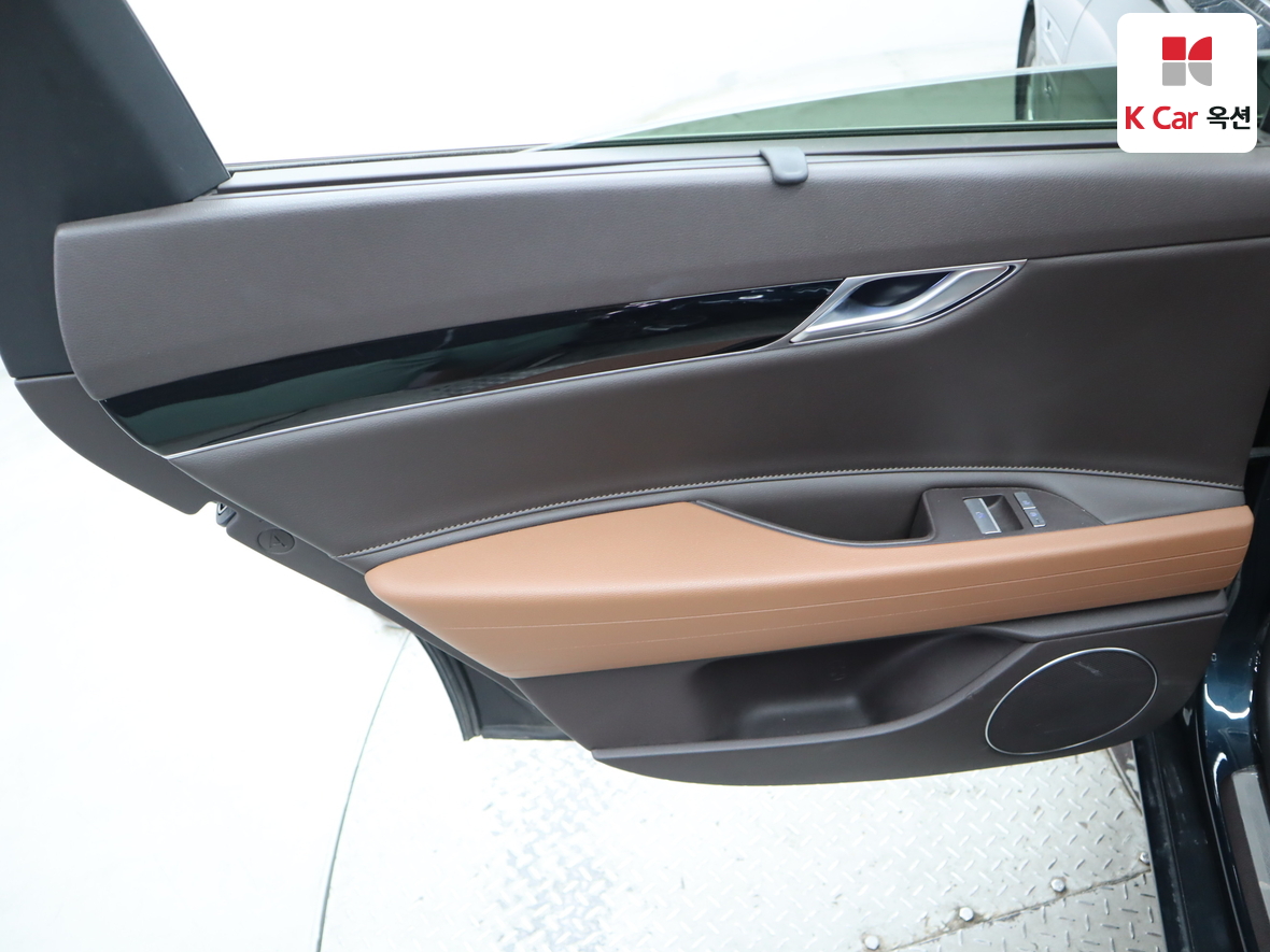 Genesis G80 - 23