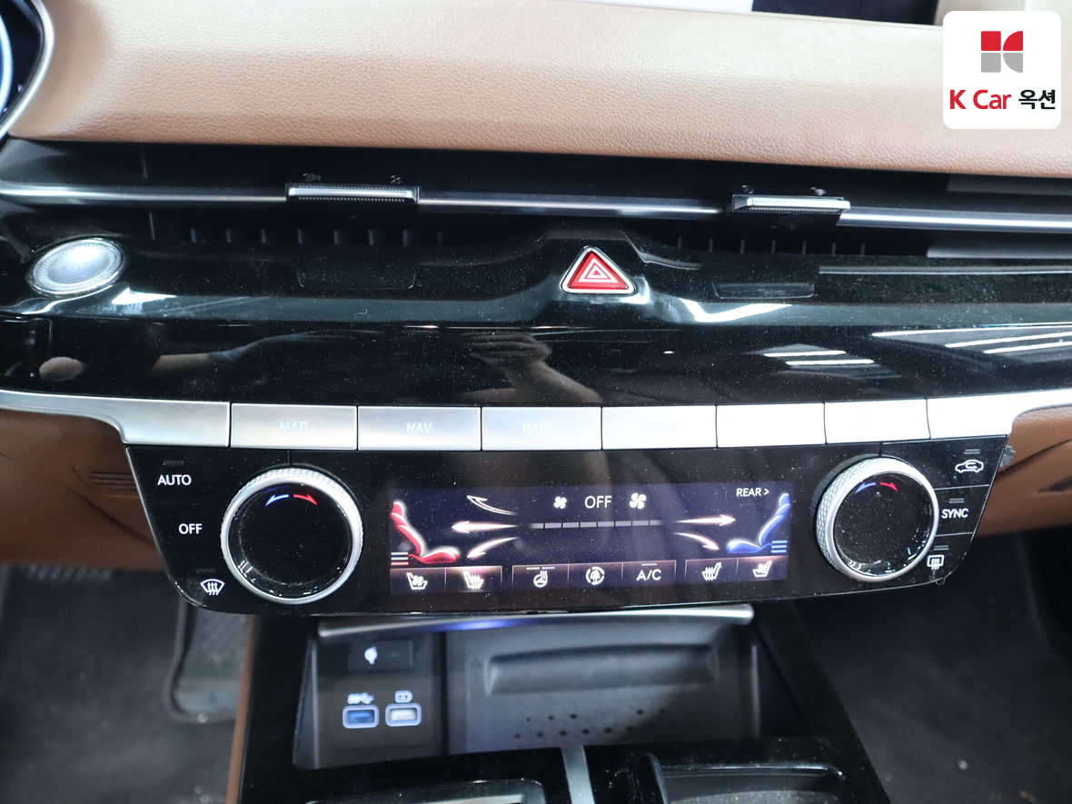 Genesis G80 - 15