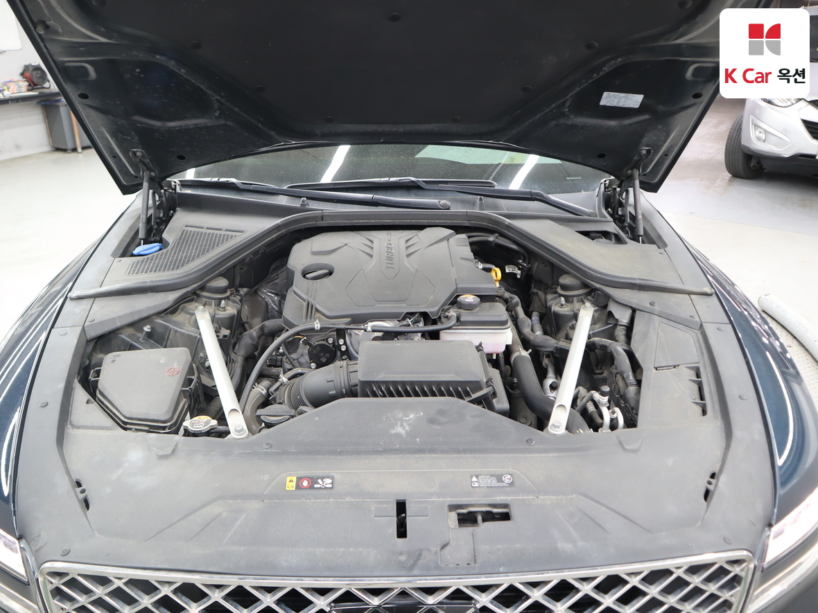 Genesis G80 - 34