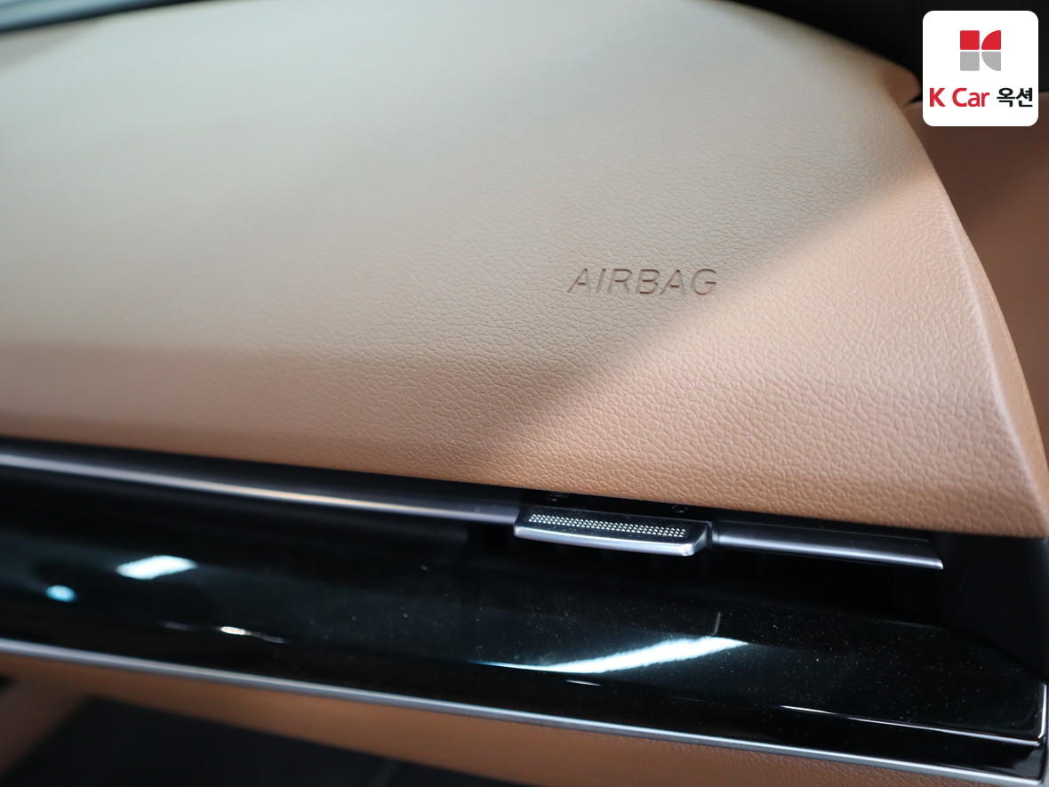 Genesis G80 - 32