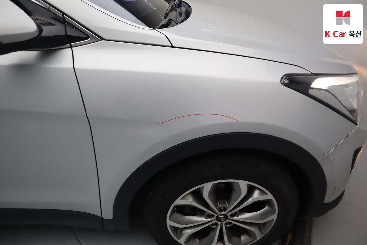 Hyundai SANTAFE - 38