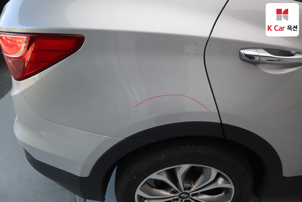 Hyundai SANTAFE - 34