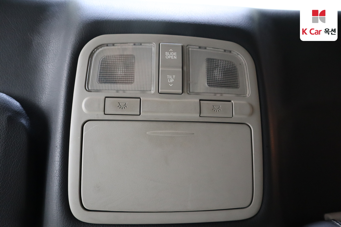 Hyundai Grandeur - 13