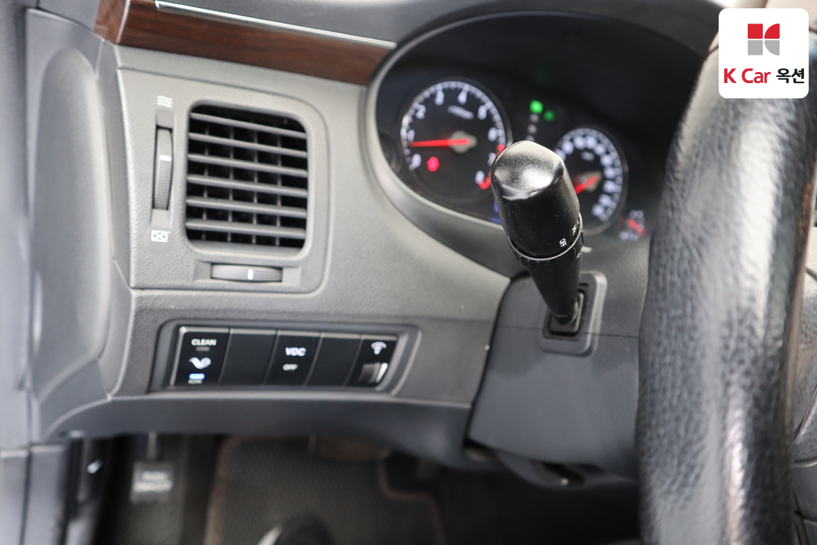 Hyundai Grandeur - 9