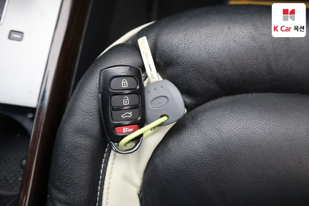 Hyundai Grandeur - 17