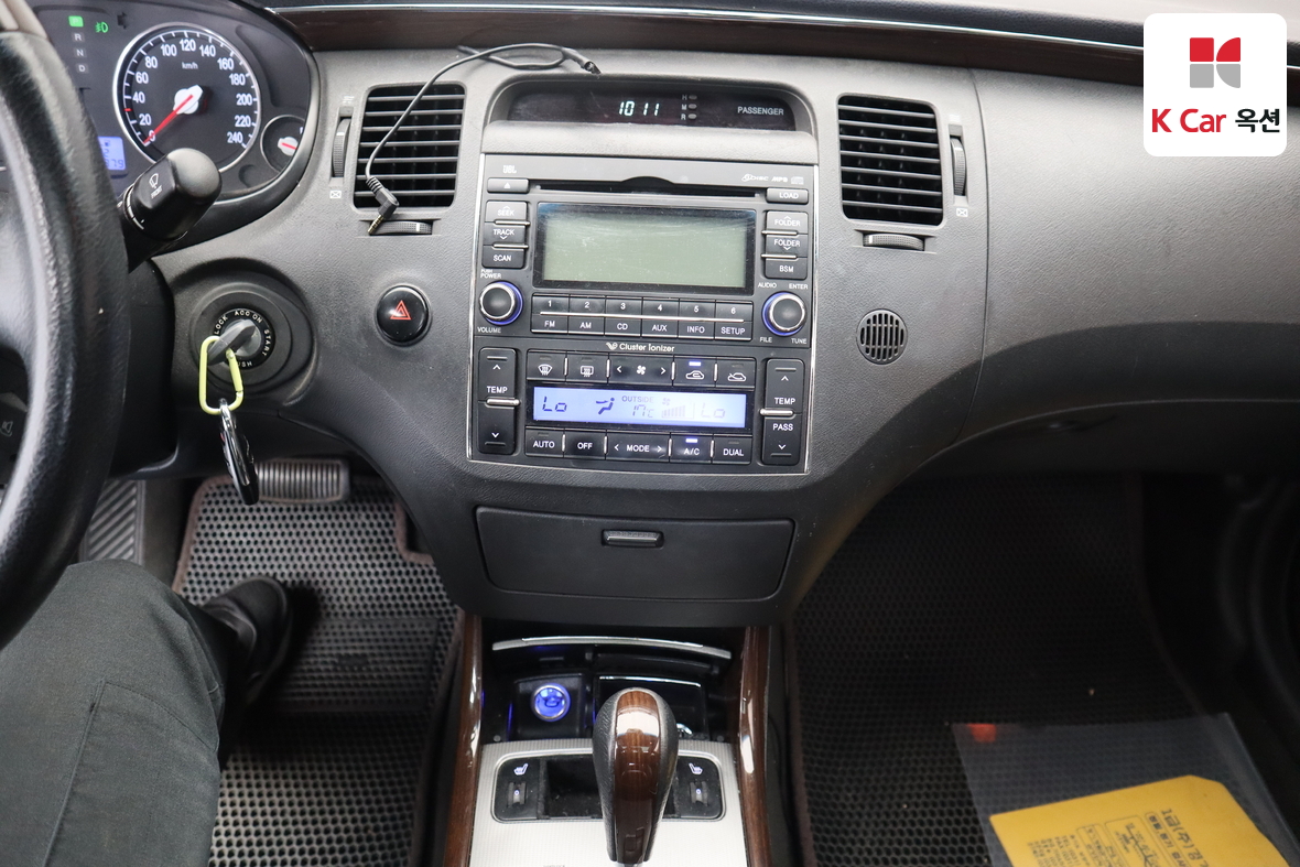 Hyundai Grandeur - 6