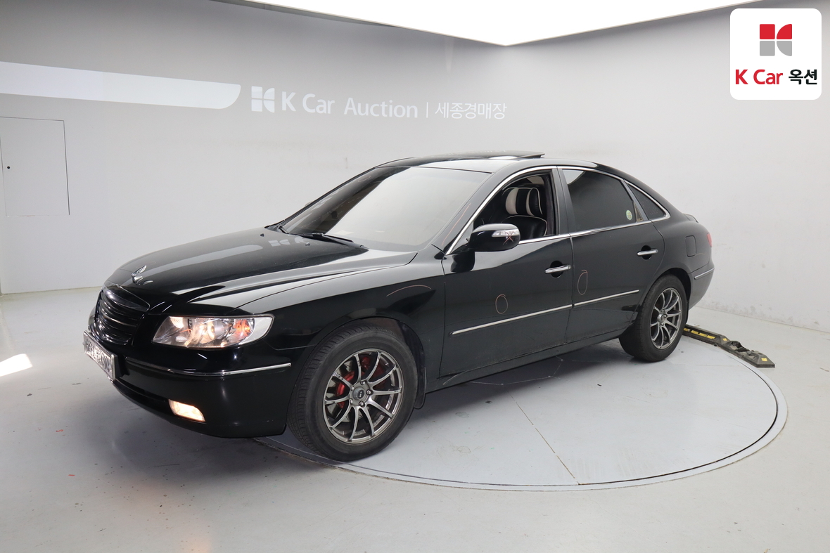 Hyundai Grandeur - 1