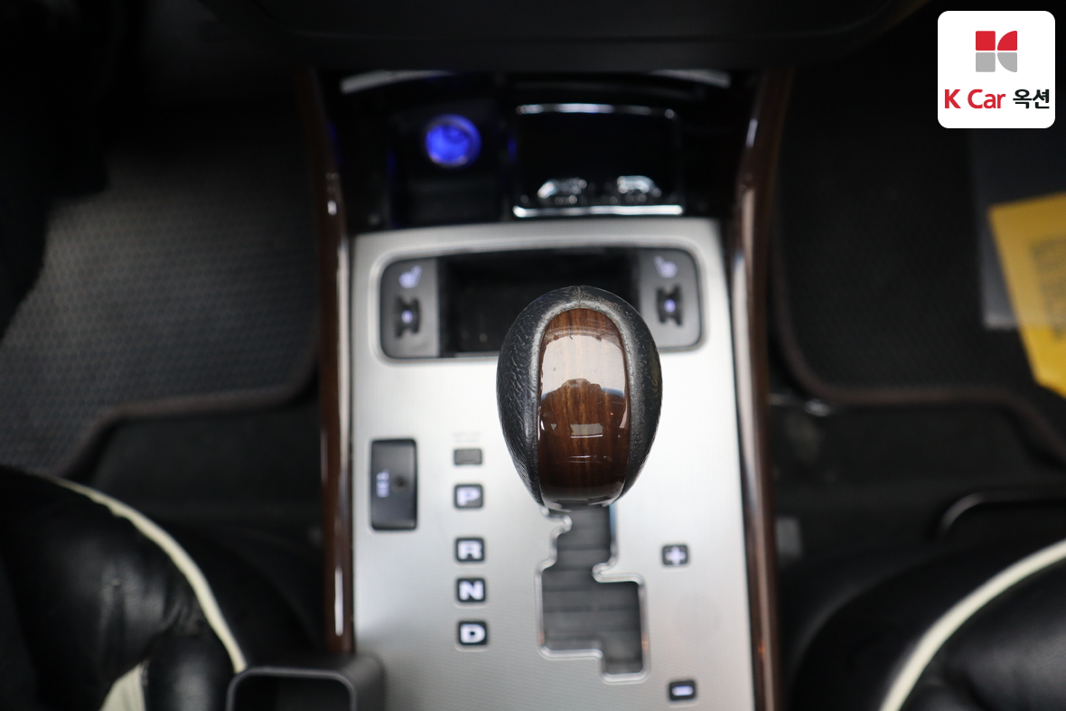 Hyundai Grandeur - 16