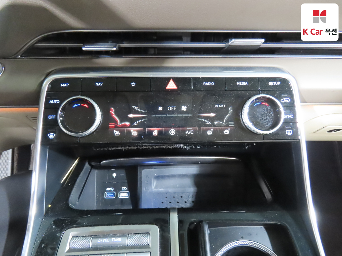 Genesis GV80 - 15