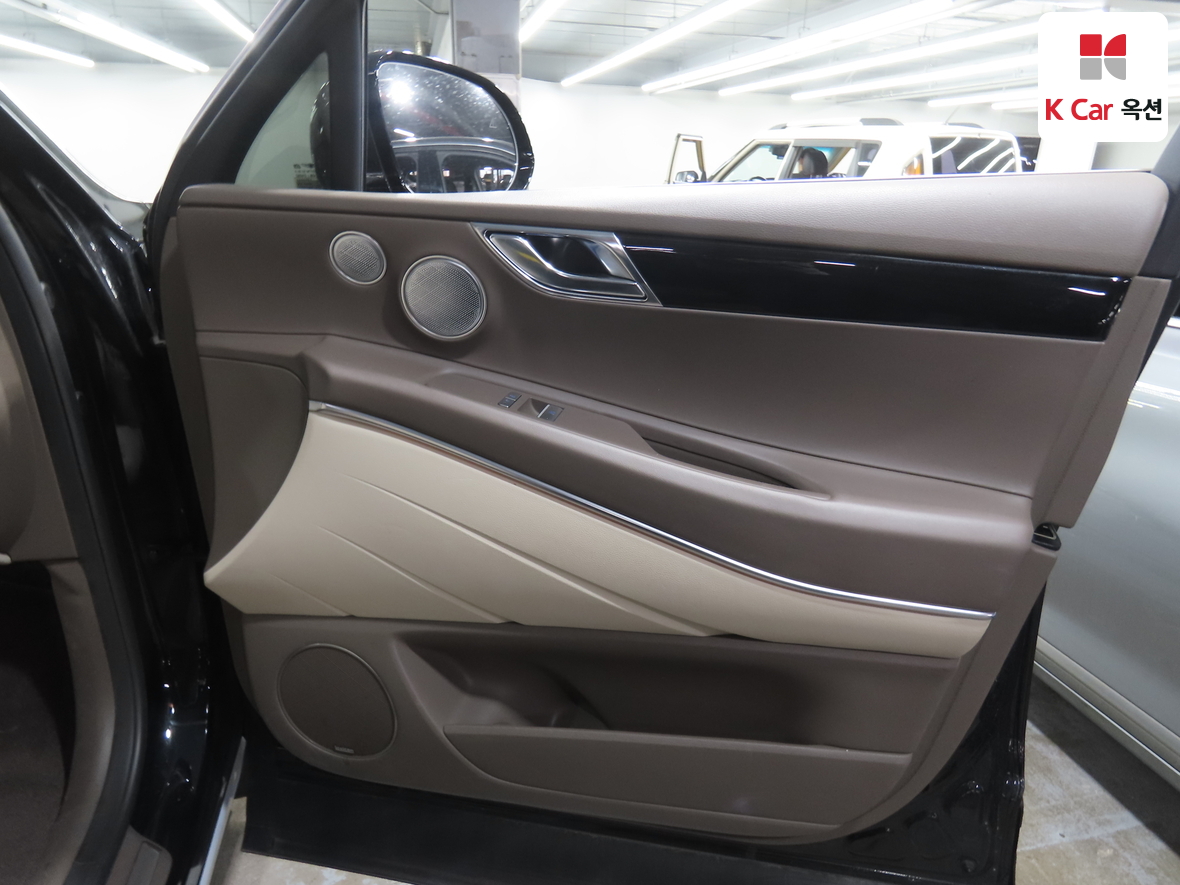 Genesis GV80 - 31