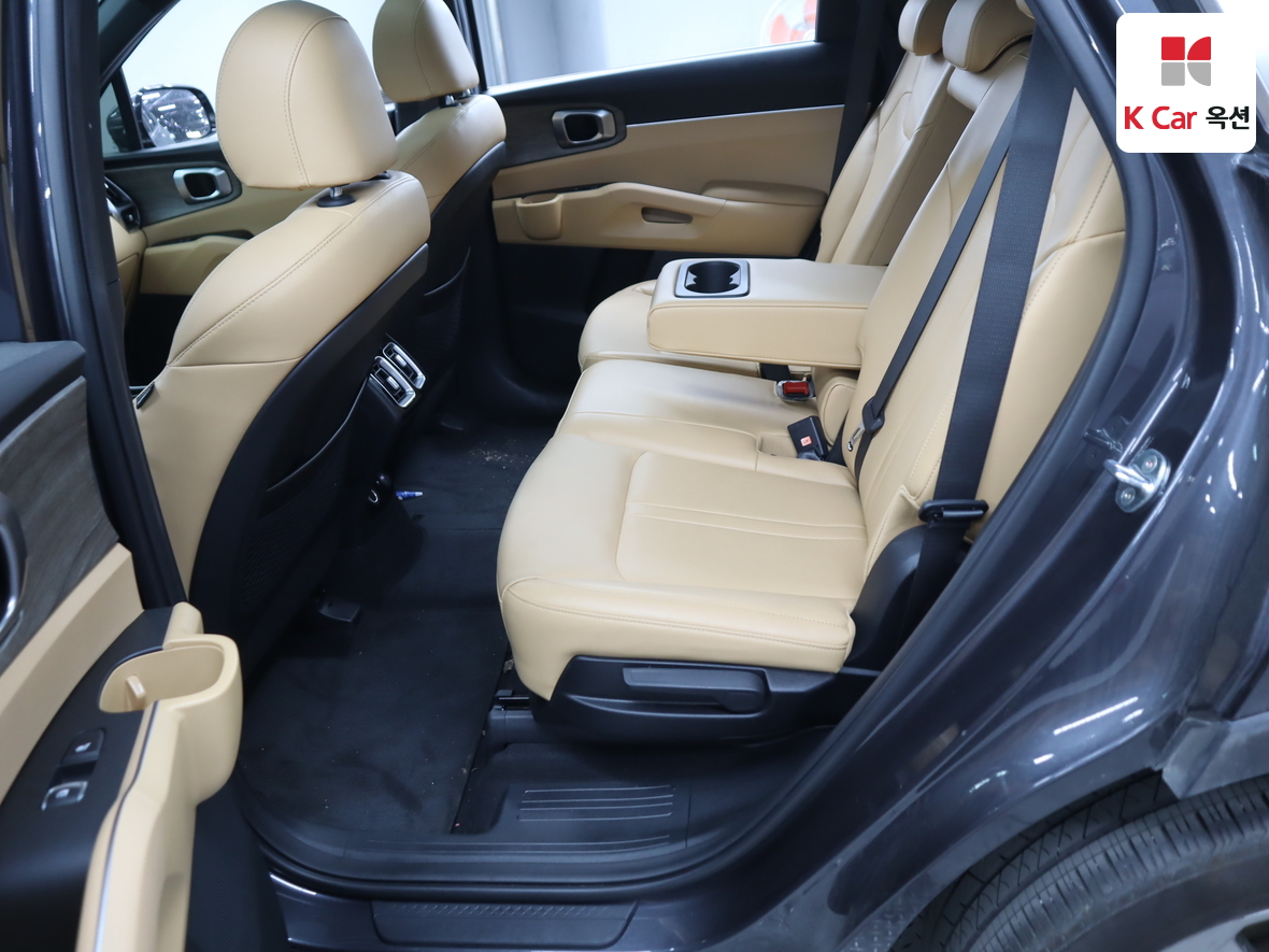 Kia Sorento - 26