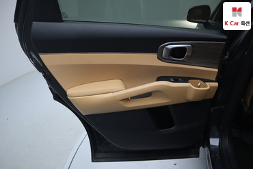 2023 - kia sorento