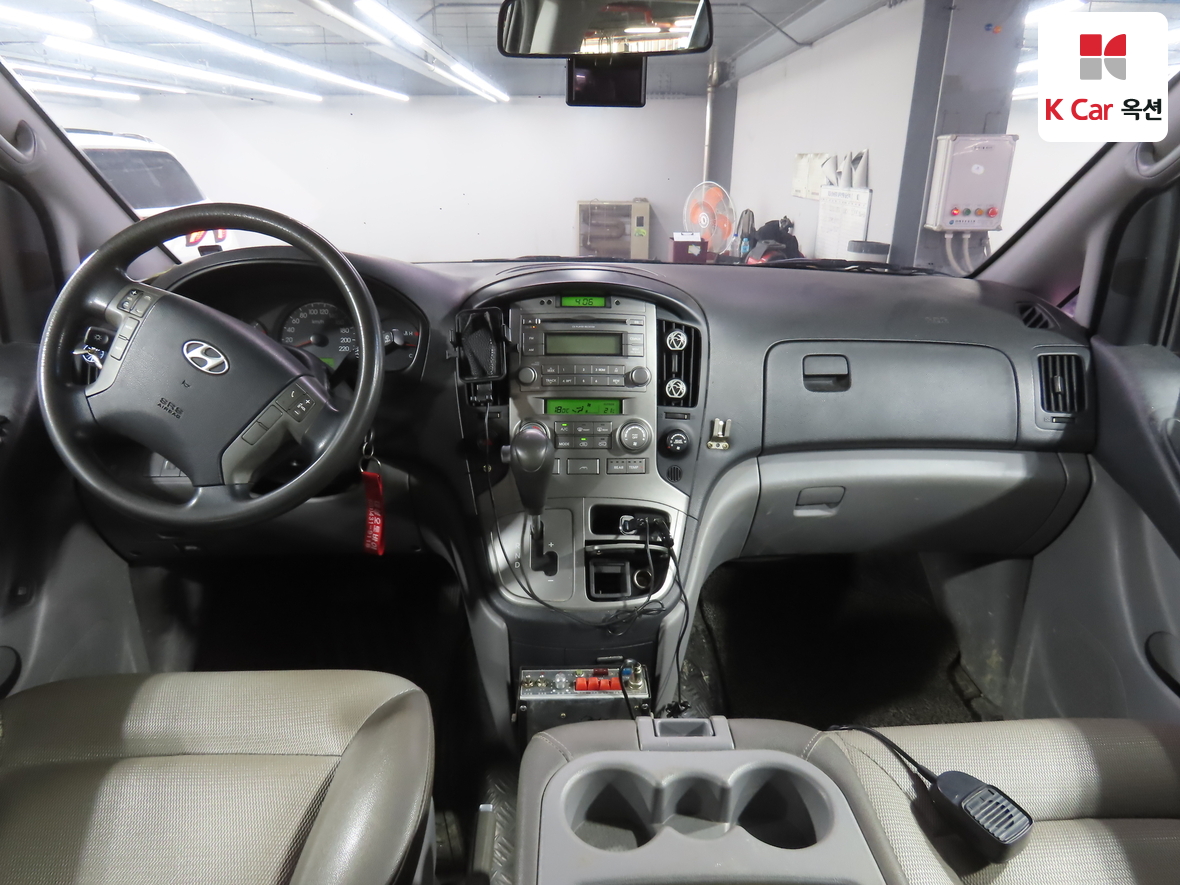 Hyundai Grand Starex - 3