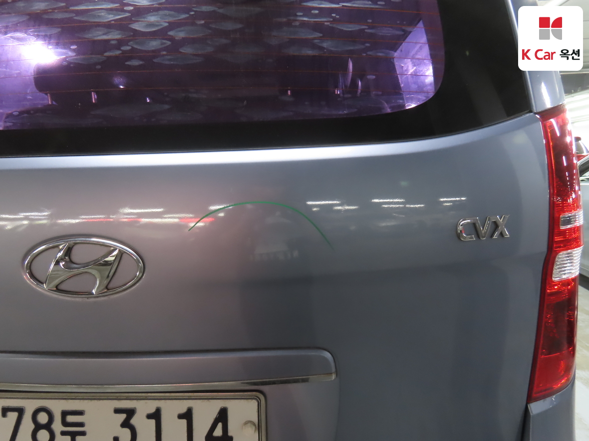 Hyundai Grand Starex - 43