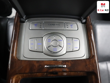 2010 - hyundai bh380