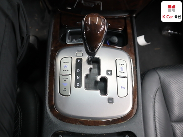 2010 - hyundai bh380