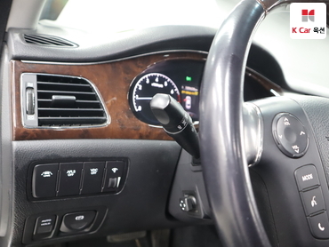 2010 - hyundai bh380