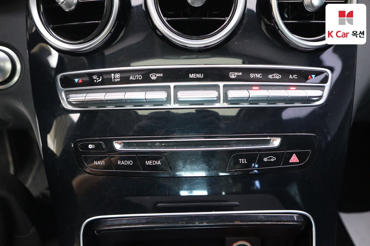 Mercedes-Benz C-Class - 16