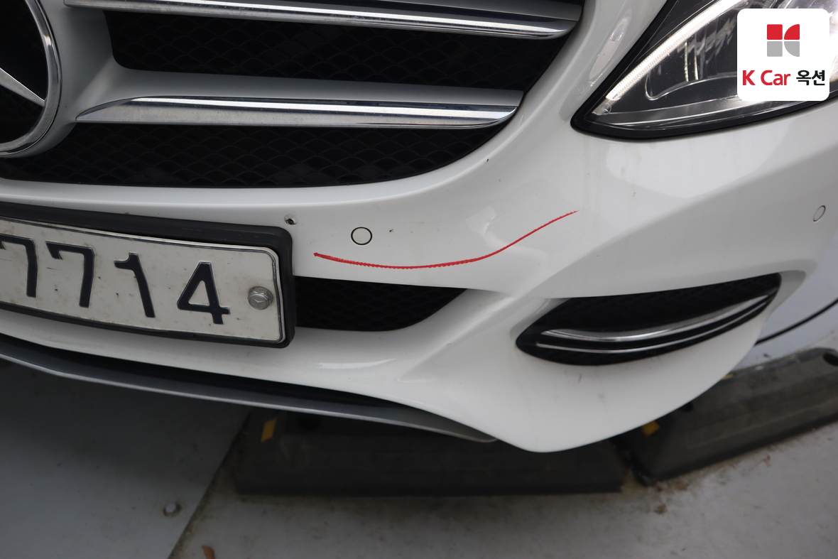 Mercedes-Benz C-Class - 41
