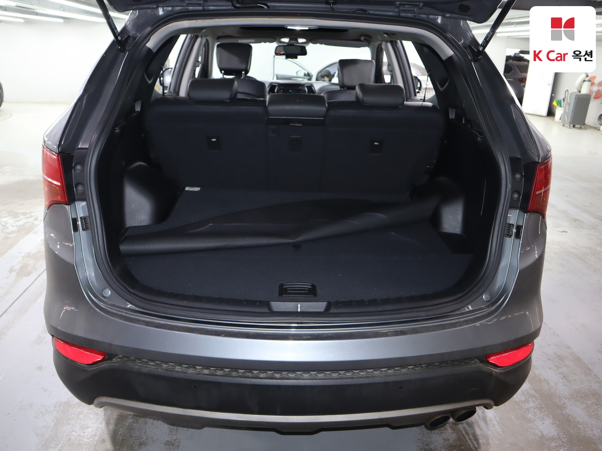 Hyundai SANTAFE - 27