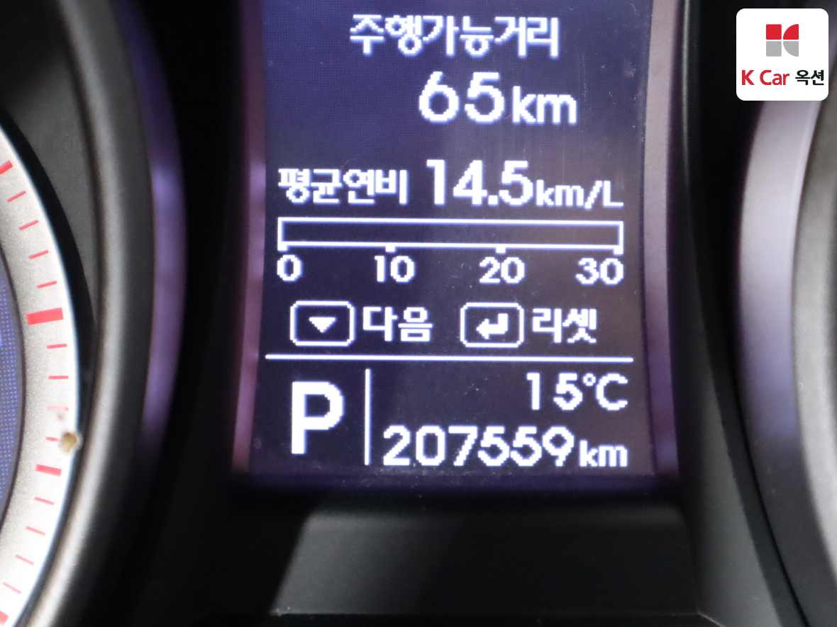 Hyundai SANTAFE - 4