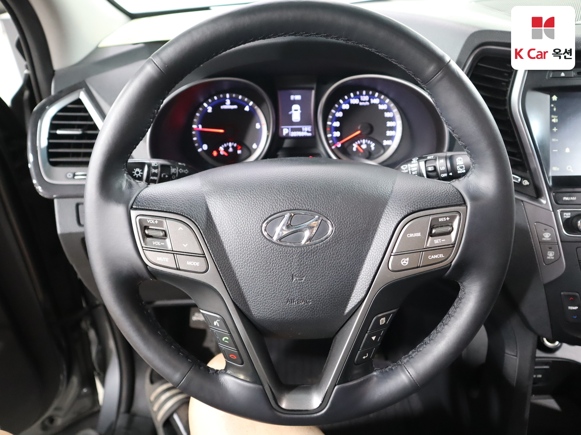 Hyundai SANTAFE - 10