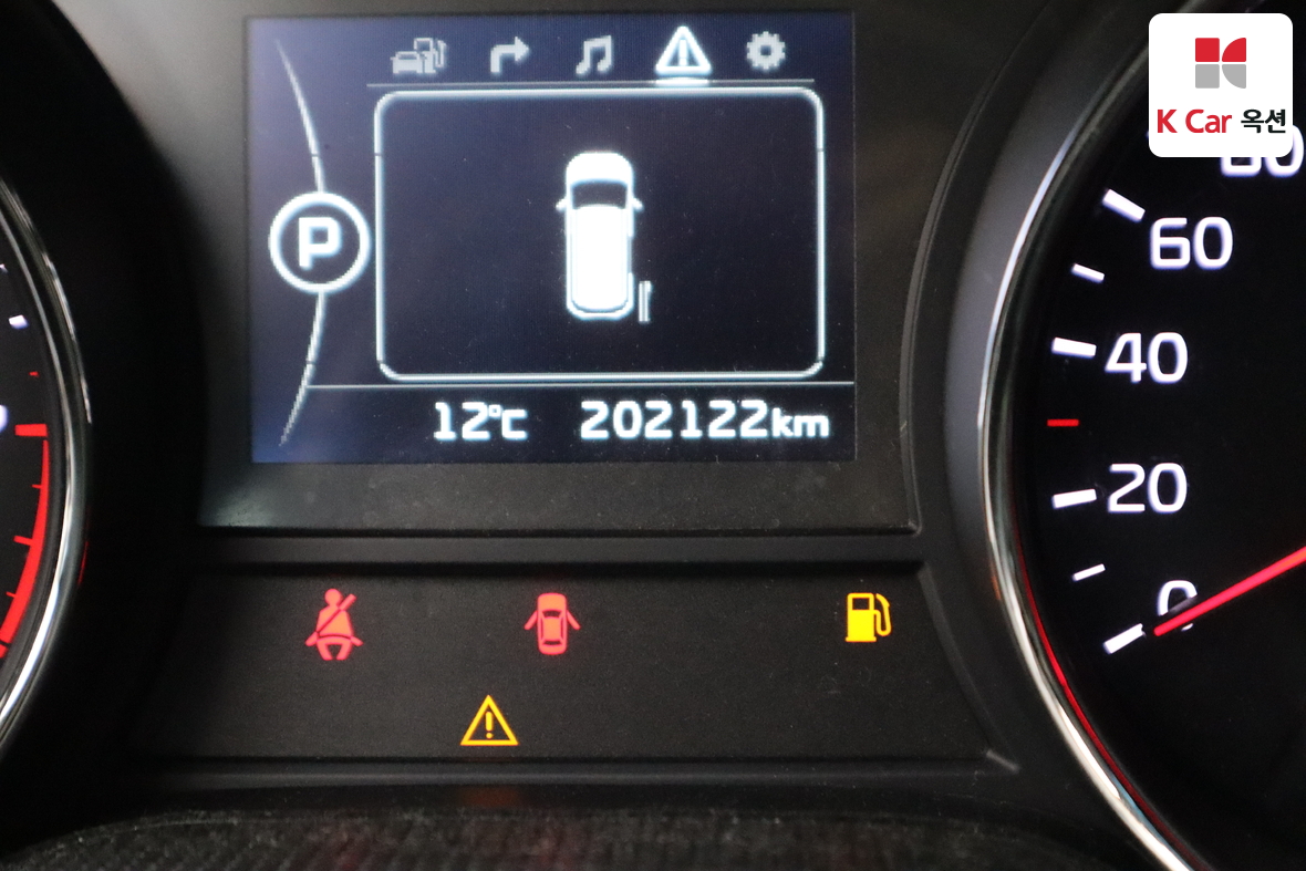 Kia New Carnival - 4