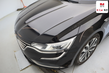 2016 - renault sm6