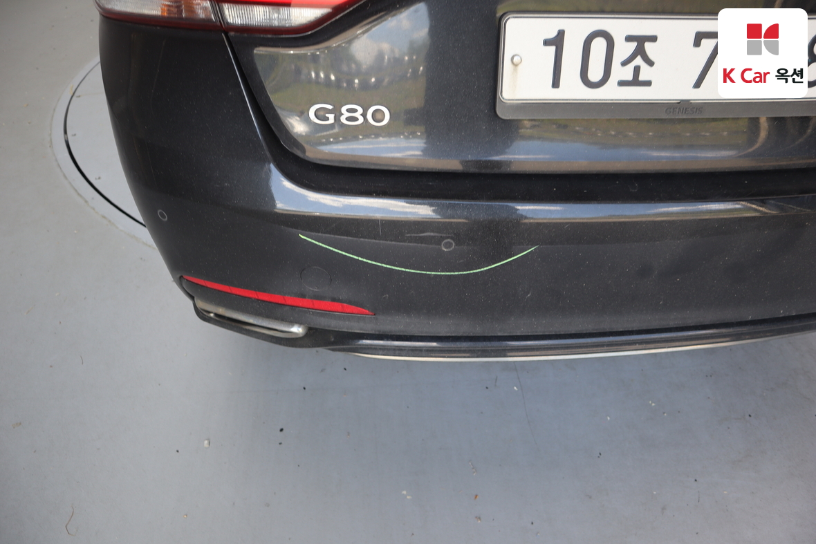 Genesis G80 - 50