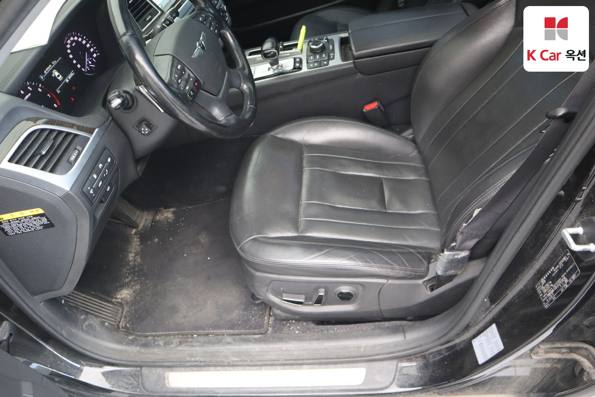 Genesis G80 - 21