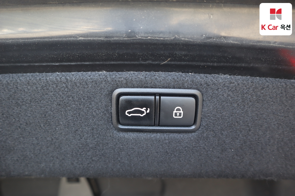 Genesis G80 - 32
